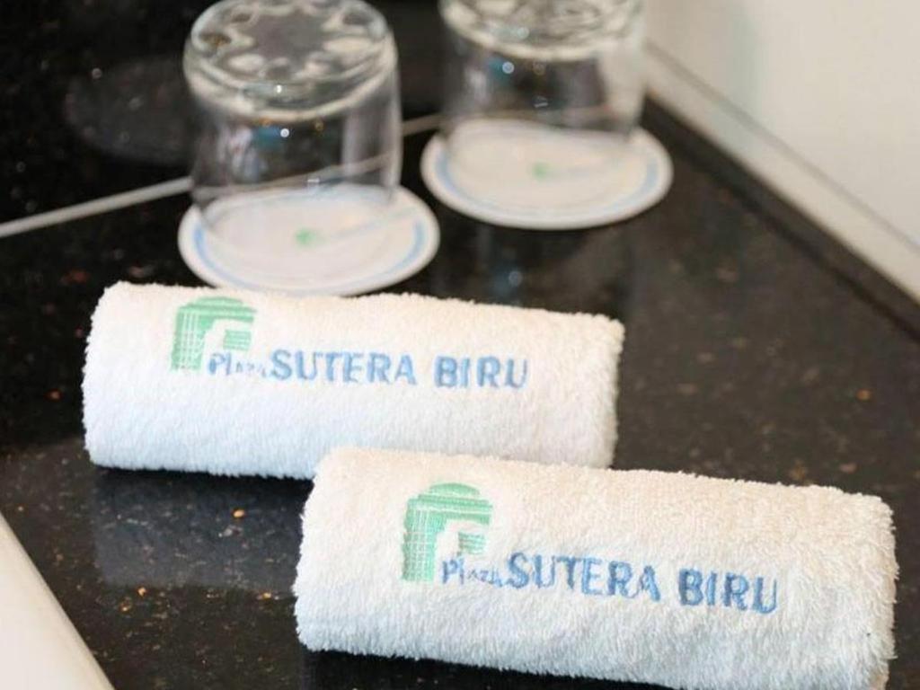 Plaza Sutera Biru Hotel Kuala Belait Esterno foto