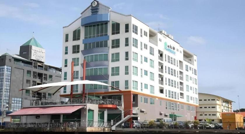 Plaza Sutera Biru Hotel Kuala Belait Esterno foto