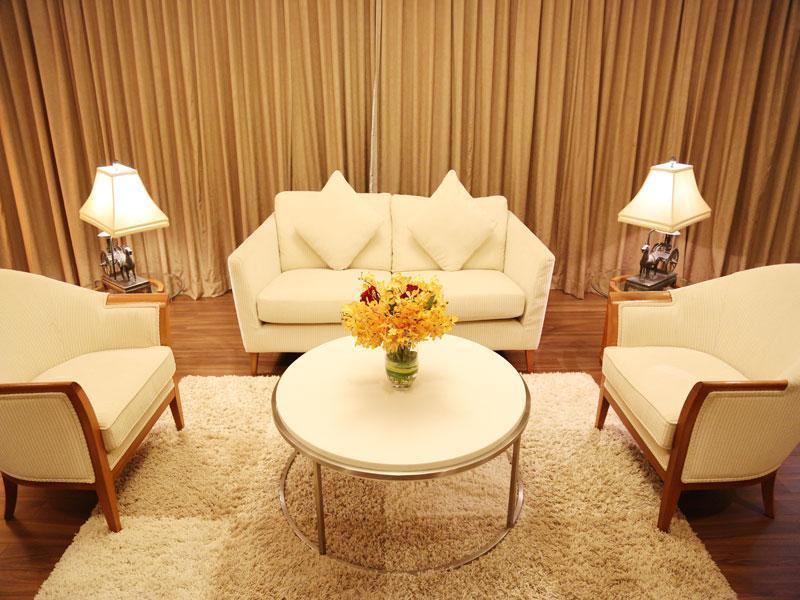Plaza Sutera Biru Hotel Kuala Belait Esterno foto